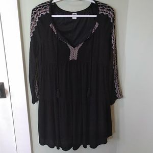 Old Navy babydoll embroidered dress